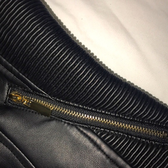 Black Guess Leather Jacket - Picture 6 of 7